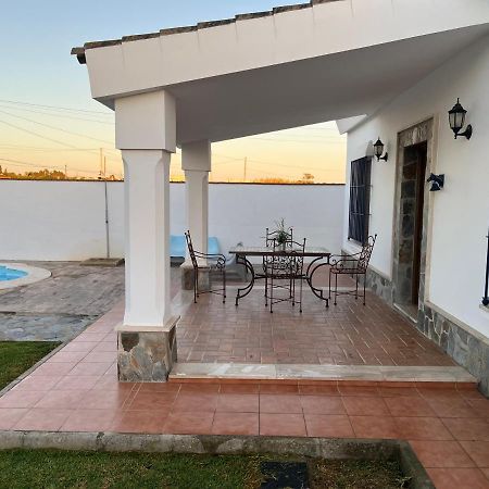 Chalet La Primera Piedra โกนิล เด ลาฟรอนเตรา ภายนอก รูปภาพ