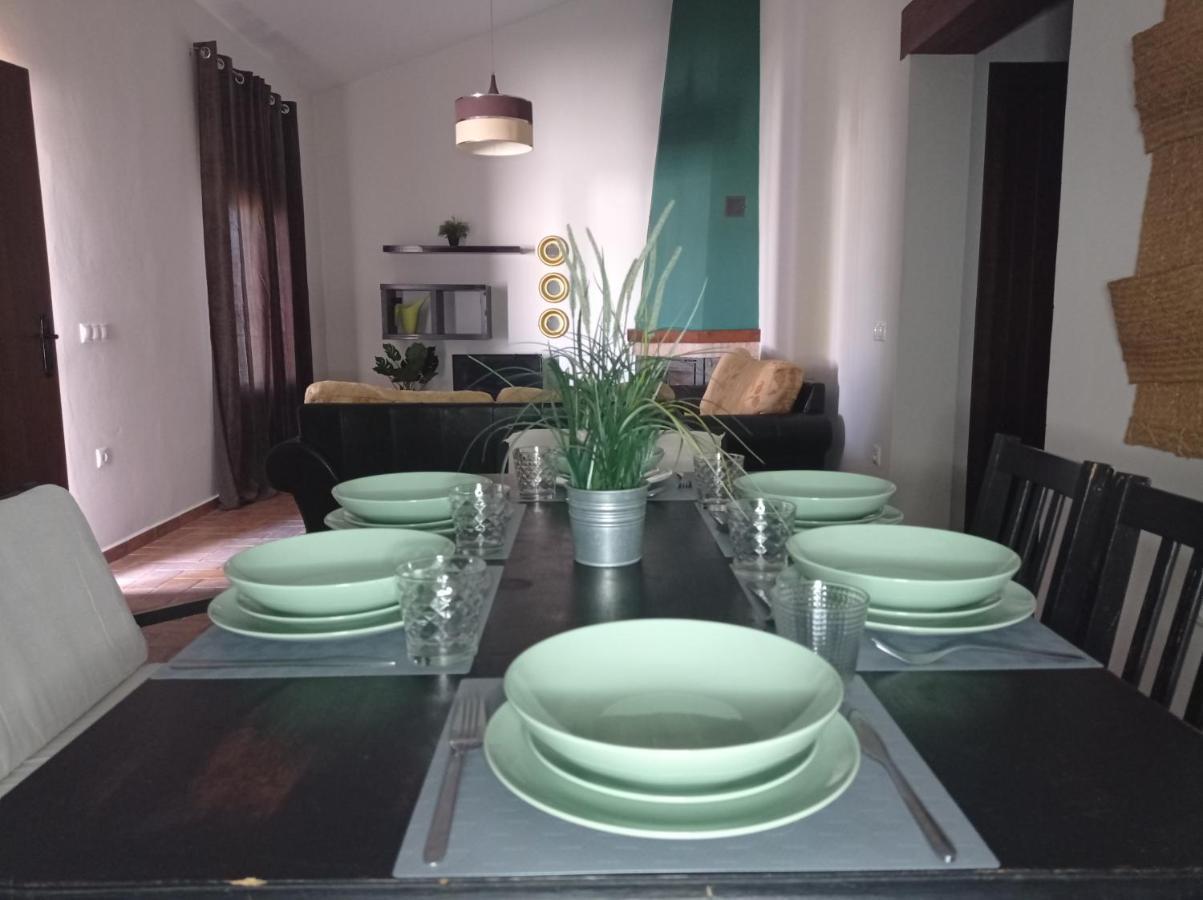 Chalet La Primera Piedra โกนิล เด ลาฟรอนเตรา ภายนอก รูปภาพ