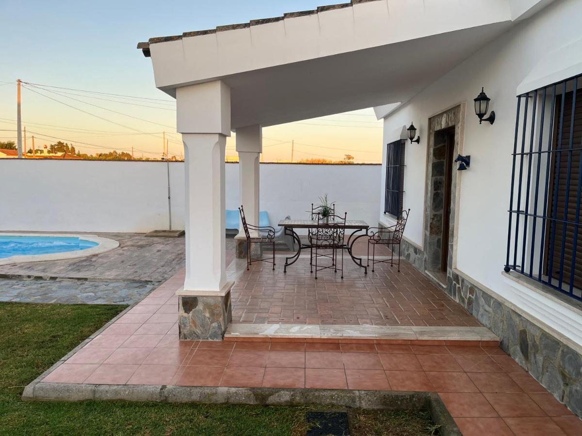 Chalet La Primera Piedra โกนิล เด ลาฟรอนเตรา ภายนอก รูปภาพ