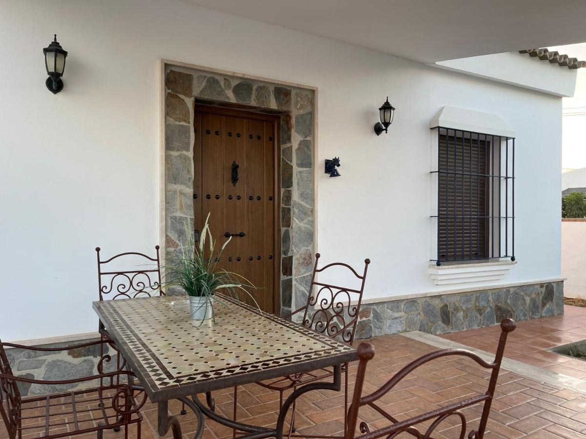 Chalet La Primera Piedra โกนิล เด ลาฟรอนเตรา ภายนอก รูปภาพ